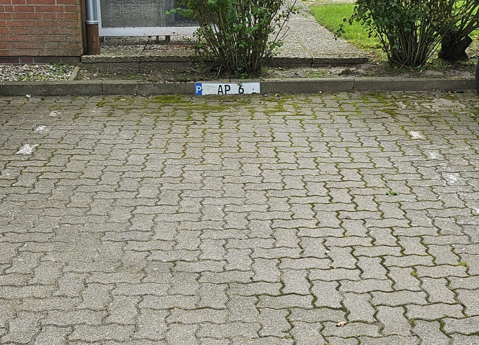 Parkplatz am Haus